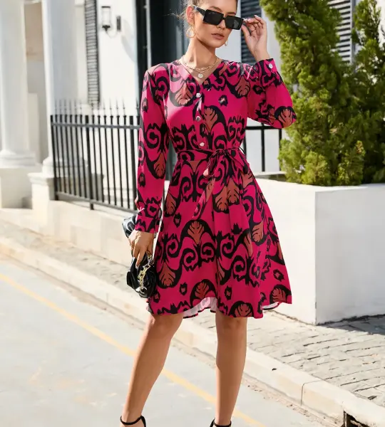 Summer Printing Long Sleeve Big Hem Dress.