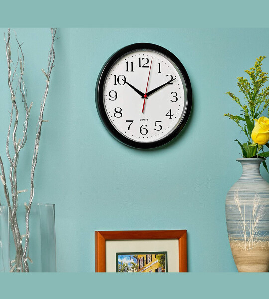 Black Wall Clock Silent Non Ticking Quartz Battery Operated Round Easy to Read Homel Clock Sweep Movement