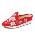 Chinese Embroidered Ladies Shoes