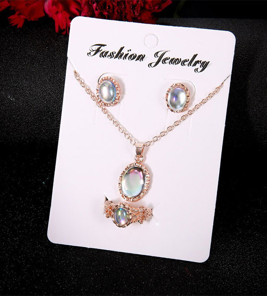 Crystal Trend Set Suit Necklace For Women Fashion