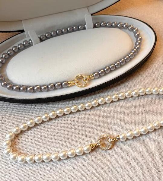 French Elegant Micro Set Zircon Round Buckle Imitation Pearl Beaded Necklace – Women's Temperament Jewelry Sweet Accessories.